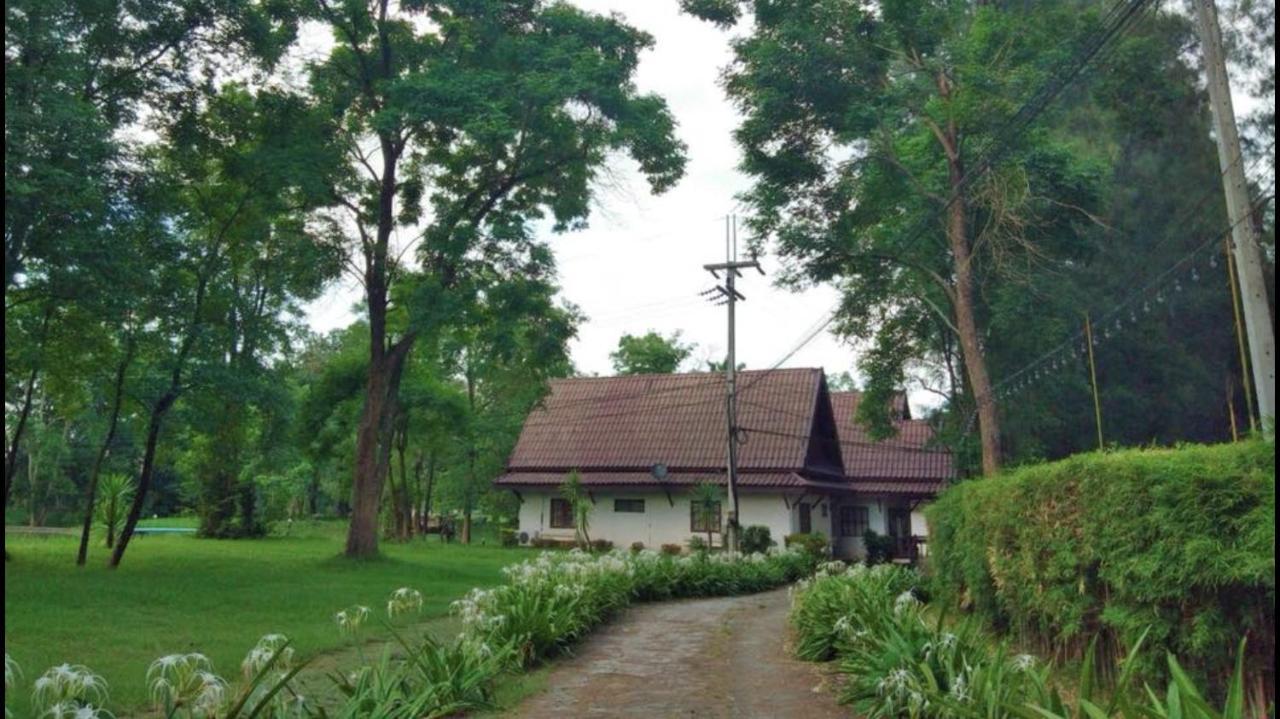 Inthanon Riverside Resort Chom Thong Exterior photo